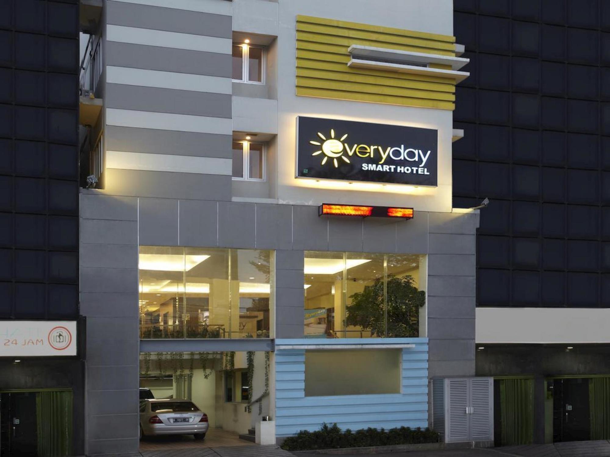 Nite & Day Jakarta - Mangga Besar Exterior photo